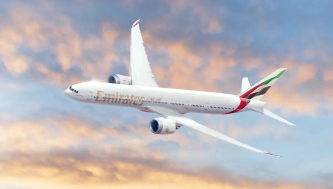 2025年迪拜航展首日波音赢65架 777X飞机大单